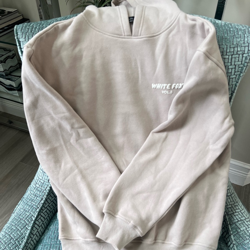 White Fox Boutique Tan Sweatshirt xxs/xs